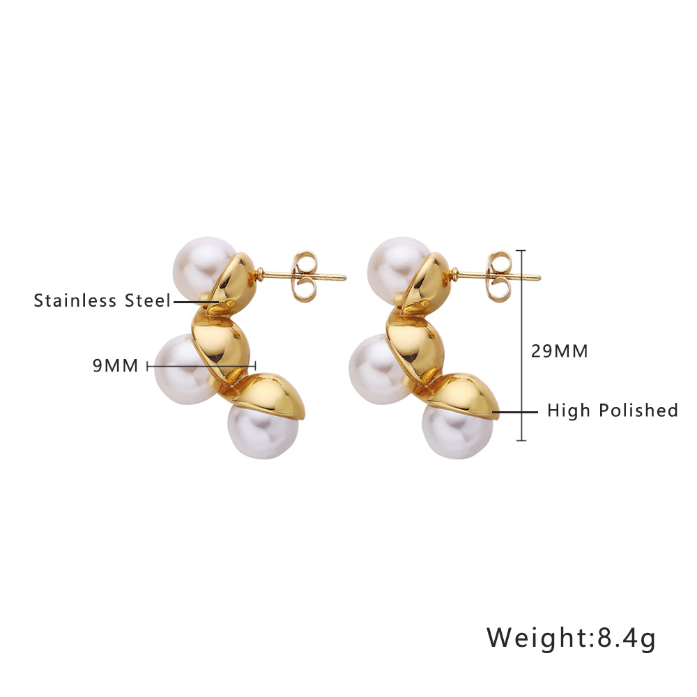 316L stainless steel stud earrings with three beads, which look like a peanut.