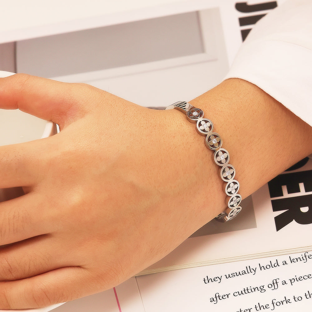 Stainless steel plated 18-karat gold four-leaf clover gold bracelet