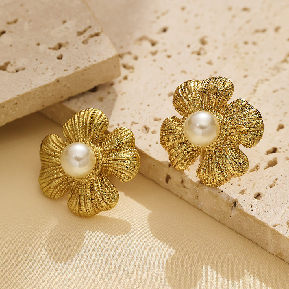 316L Stainless Steel Stud Earrings in the Shape of a Flower
