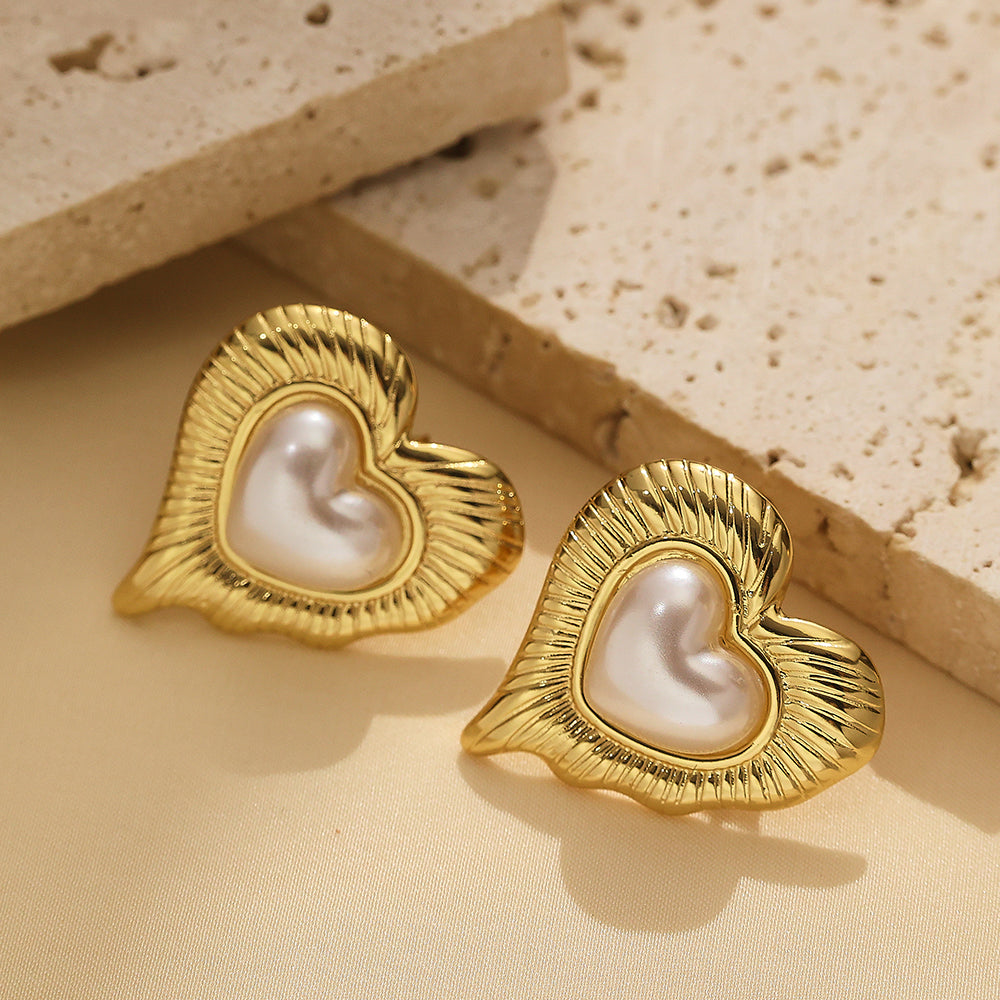Stainless steel stud earrings in the shape of a heart