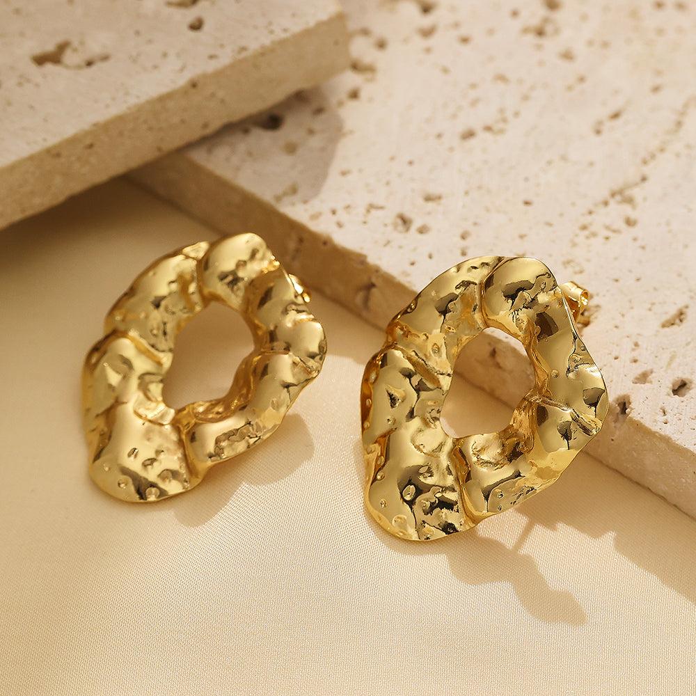 316L Stainless Steel Stud Earrings in the Shape of a Donut