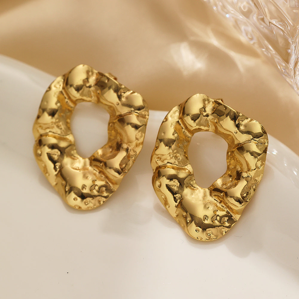316L Stainless Steel Stud Earrings in the Shape of a Donut