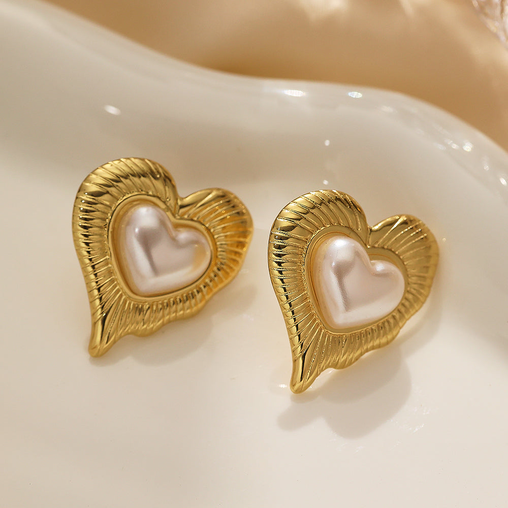 Stainless steel stud earrings in the shape of a heart